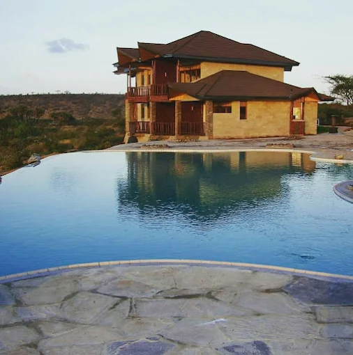 Samburu_Simba_Lodge_Pool2